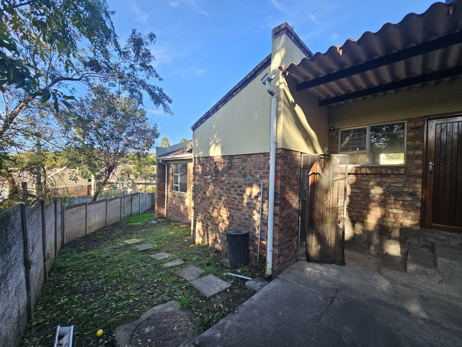 To Let 3 Bedroom Property for Rent in Nahoon Valley Park Eastern Cape